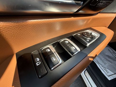 Used 2024 Kia Telluride SX Prestige X-Pro AWD/4WD image 19