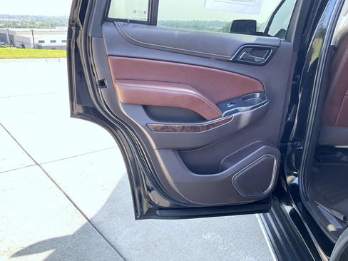 Used 2018 Chevrolet Tahoe Premier w/ Max Trailering Package AWD/4WD image 18