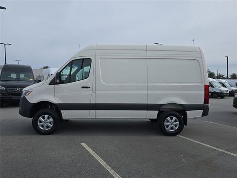 New 2026 Mercedes-Benz Sprinter 2500 image 6