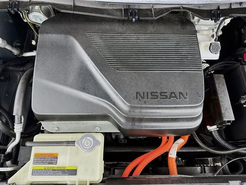 Used 2023 Nissan Leaf S image 68