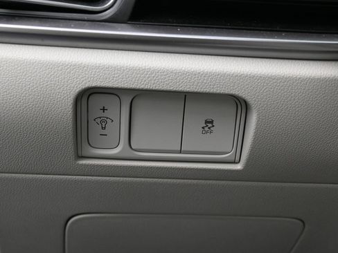 Used 2025 Kia Sorento S w/ Panoramic Sunroof Package FWD image 16
