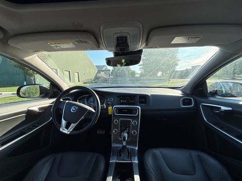 Used 2016 Volvo V60 T5 Cross Country w/ Convenience Package AWD/4WD image 14