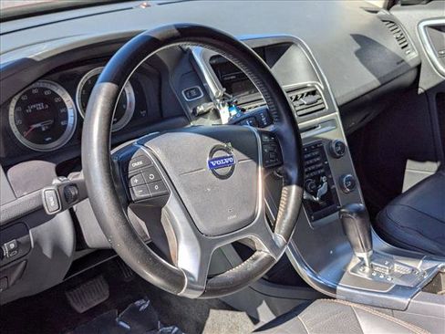 Used 2012 Volvo XC60 3.2 image 11
