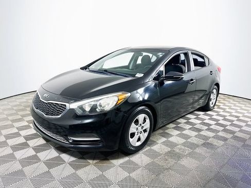 Used 2015 Kia Forte LX w/ Popular Package FWD image 7