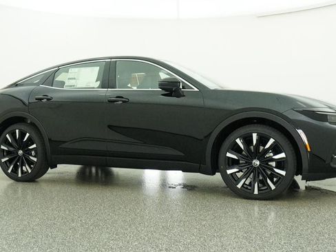 New 2026 Toyota Crown Platinum AWD/4WD image 38
