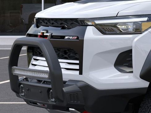 New 2025 Chevrolet Colorado ZR2 w/ Off-Road Front Bumper Package AWD/4WD image 13