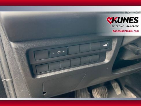 Used 2022 Mitsubishi Outlander SEL image 7