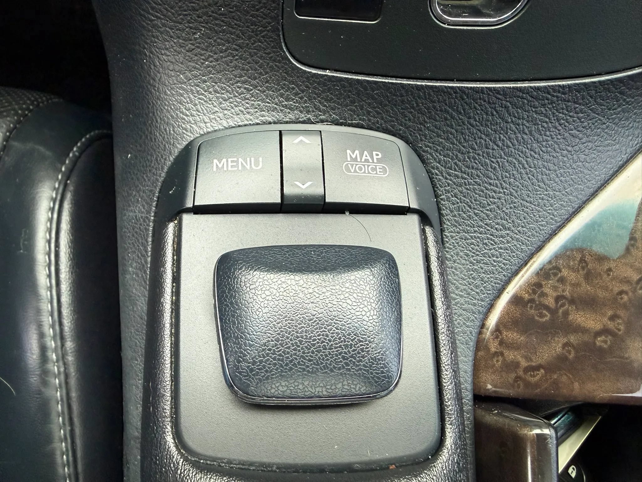 Used 2013 Lexus RX 350 AWD w/ Navigation Pkg image 38