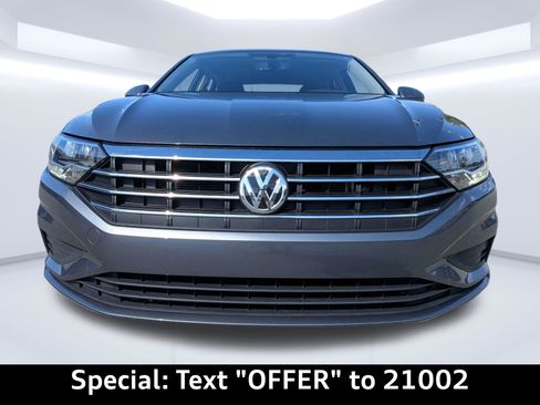 Used 2021 Volkswagen Jetta SE FWD image 10
