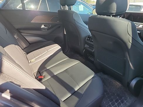 Used 2025 Mercedes-Benz GLE 350 4MATIC image 11
