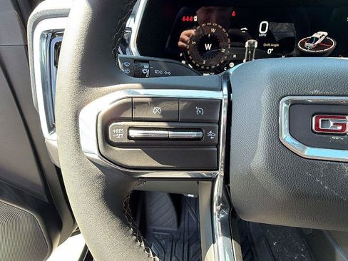 New 2026 GMC Canyon Elevation w/ Convenience Package AWD/4WD image 32