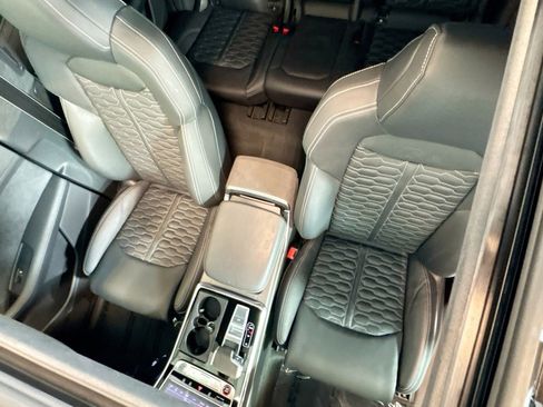 Used 2024 Audi RS Q8 image 20