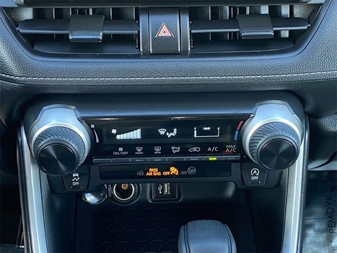 Certified 2025 Toyota RAV4 LE image 30