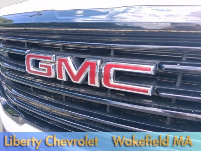 Used 2023 GMC Terrain SLE w/ Driver Convenience Package AWD/4WD image 11
