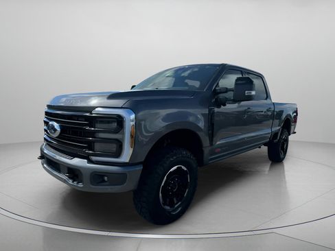 New 2026 Ford F250 Platinum w/ Tremor Off-Road Package image 11