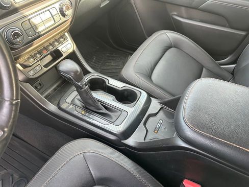 Used 2022 GMC Canyon AT4 w/ Trailering Package image 18