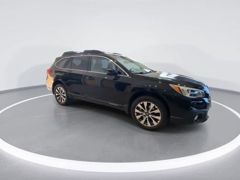 Used 2017 Subaru Outback 2.5i Limited AWD/4WD image 2