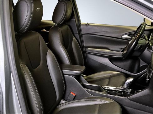 Used 2024 Buick Encore GX Sport Touring image 28