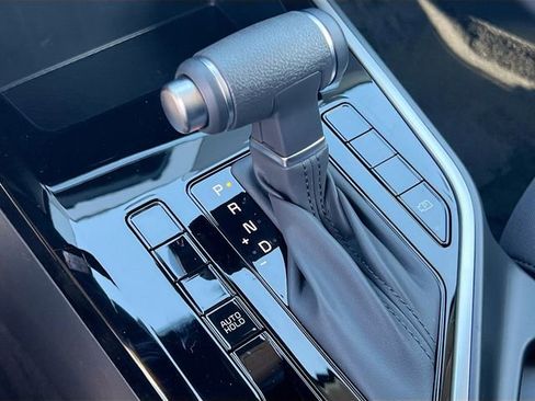 New 2026 Kia Niro LX FWD image 16