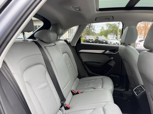 Used 2016 Audi Q3 2.0T Prestige AWD/4WD image 27