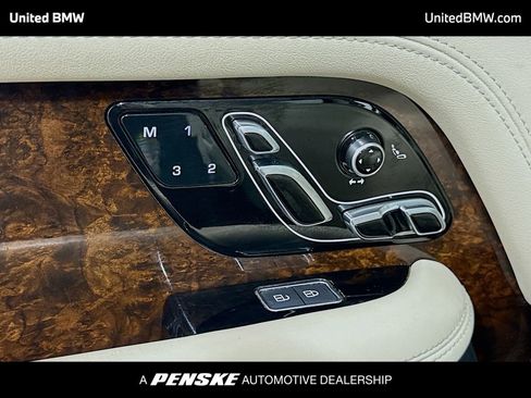 Used 2021 Land Rover Range Rover Westminster Edition image 4