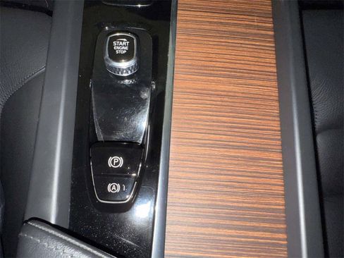 Used 2023 Volvo V60 B5 Cross Country Plus w/ Climate Package image 23