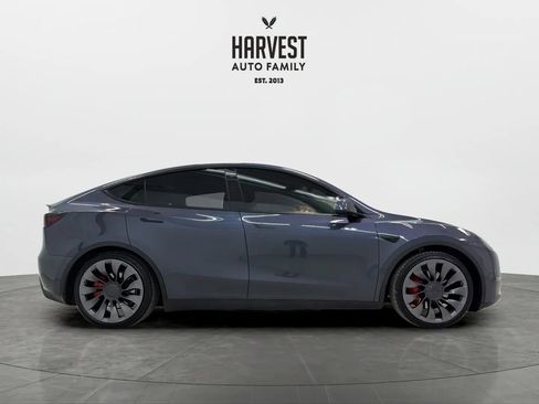 Used 2022 Tesla Model Y Performance AWD/4WD image 8