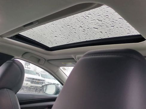 Used 2025 MAZDA MAZDA3 2.5 Turbo Sedan w/Premium Plus image 21