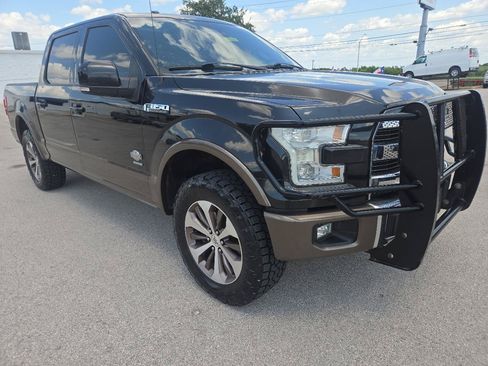 Used 2015 Ford F150 King Ranch w/ Equipment Group 601A Luxury AWD/4WD image 6