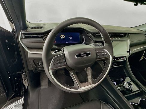 New 2026 Jeep Grand Cherokee L Limited AWD/4WD image 16