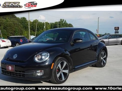 Used 2012 Volkswagen Beetle 2.0T FWD image 3