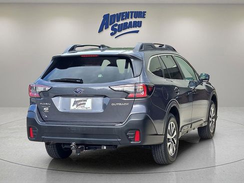 Used 2022 Subaru Outback Premium AWD/4WD image 6