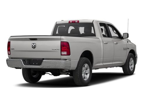Used 2017 RAM 1500 Classic SLT image 2