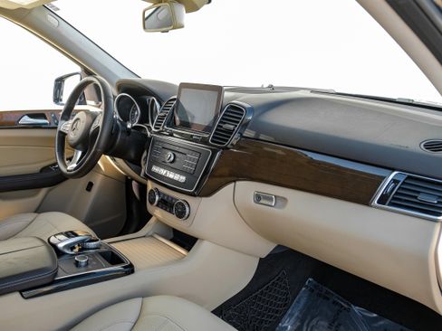 Used 2017 Mercedes-Benz GLE 350 w/ Premium 1 Package image 12