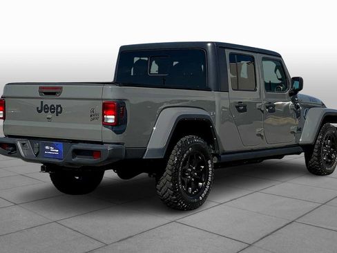Used 2021 Jeep Gladiator Sport AWD/4WD image 13