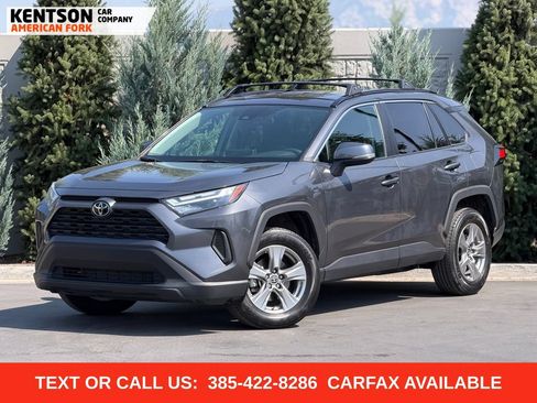 Used 2025 Toyota RAV4 XLE AWD/4WD image 1