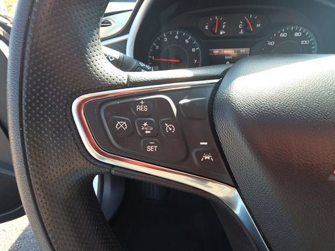 Used 2023 Chevrolet Malibu LT FWD image 18