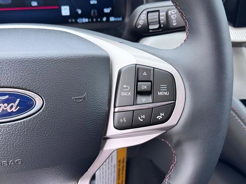 New 2026 Ford Explorer Active image 16