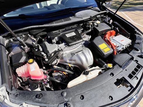 Used 2013 Toyota Camry LE image 30