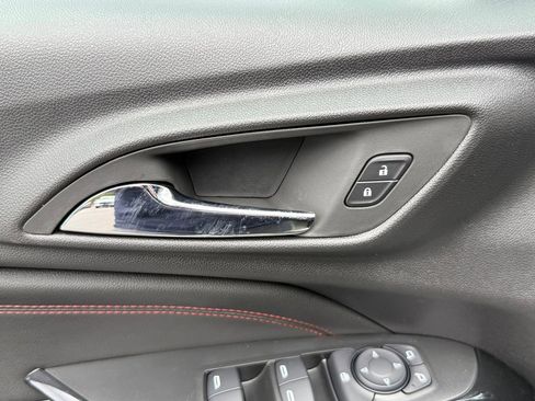 New 2026 Chevrolet Trax RS FWD image 37