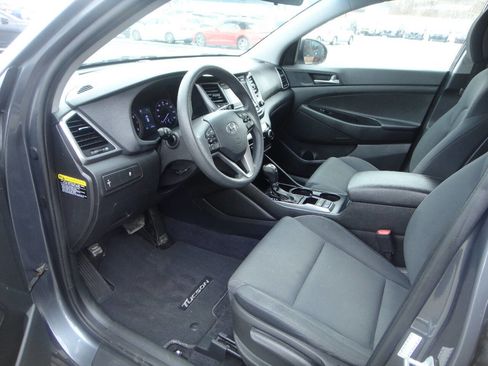 Used 2018 Hyundai Tucson SE w/ Cargo Package image 7