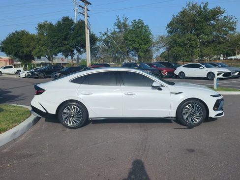 New 2026 Hyundai Sonata SEL FWD image 4