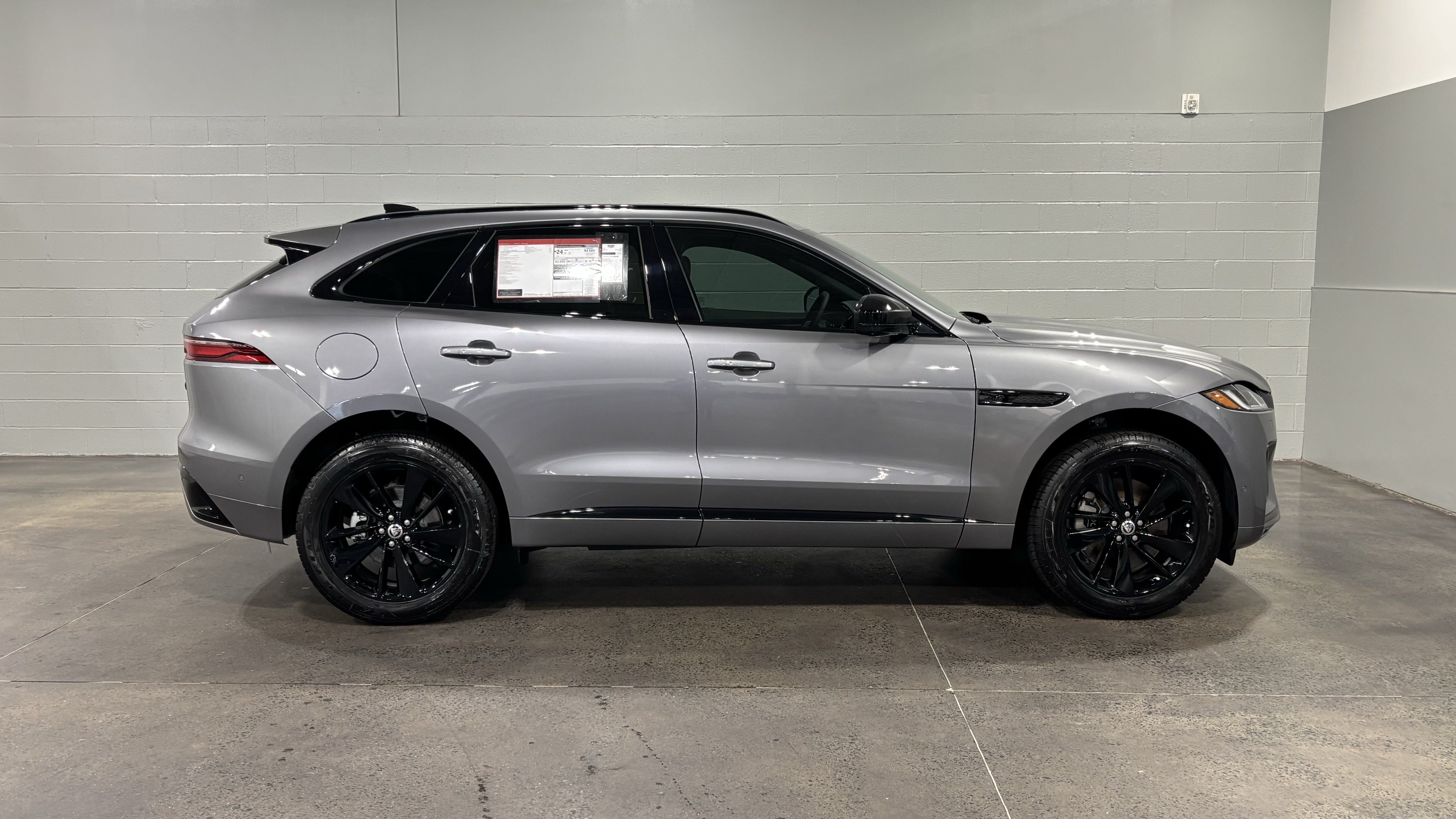 New 2026 Jaguar F-PACE R-Dynamic S AWD/4WD image 13