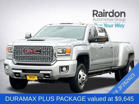 Used 2018 GMC Sierra 3500 Denali w/ Duramax Plus Package image 2