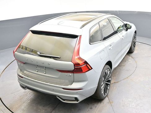 New 2026 Volvo XC60 T8 Ultra w/ Protection Package Premier image 13