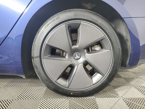 Used 2023 Tesla Model 3 Standard Range image 29