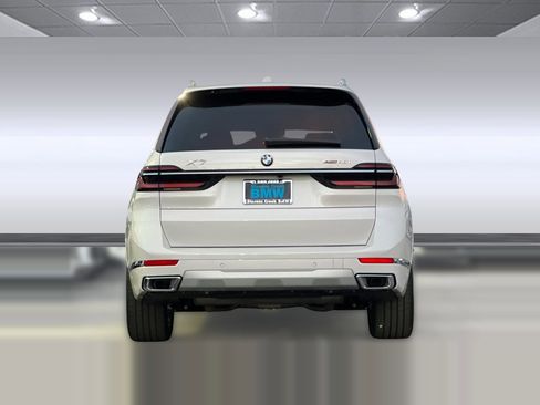 New 2026 BMW X7 xDrive40i image 9