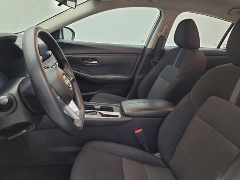 Used 2024 Nissan Sentra SV FWD image 17
