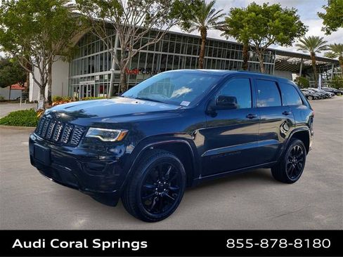 Used 2020 Jeep Grand Cherokee Altitude image 1