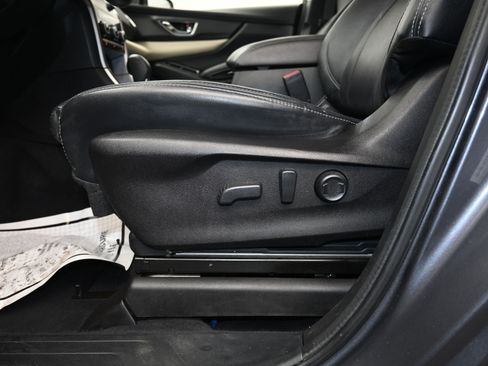 Used 2022 Subaru Ascent Limited image 24